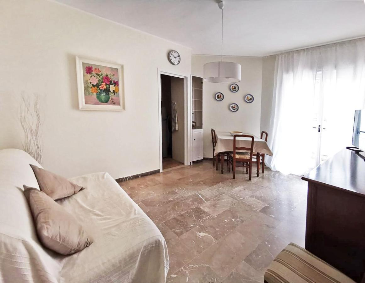Casa Margherita, Centrale A Due Passi Dal Mare Bordighera Buitenkant foto