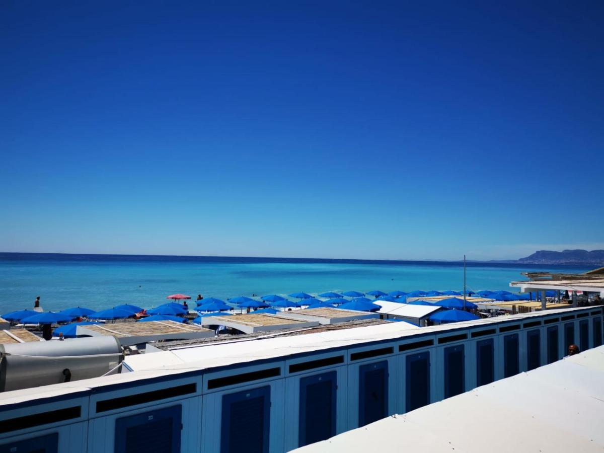 Casa Margherita, Centrale A Due Passi Dal Mare Bordighera Buitenkant foto